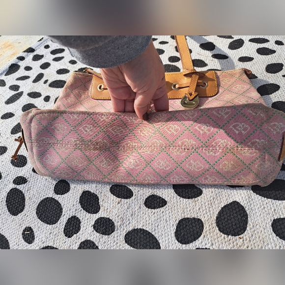 Dooney & Bourke Purse - Picture 6 of 11